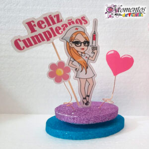 Adorno de torta | con Base – ENFERMERA con jeringa